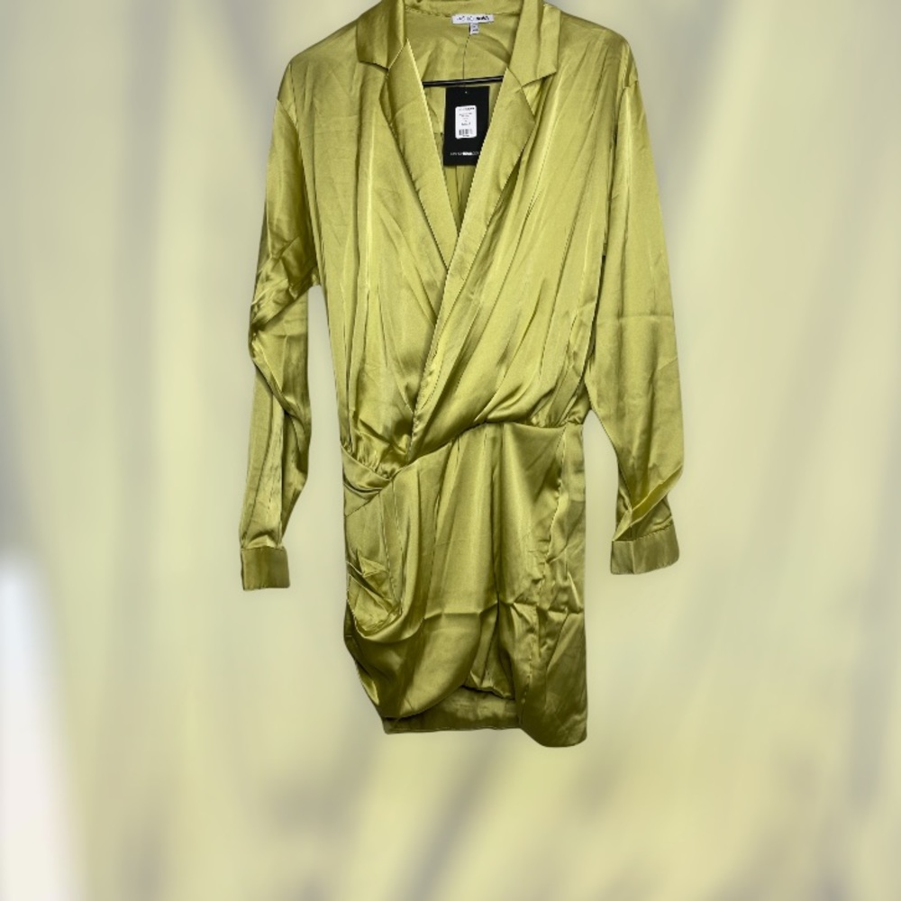 Fashion Nova silk olive green dress super sexy.